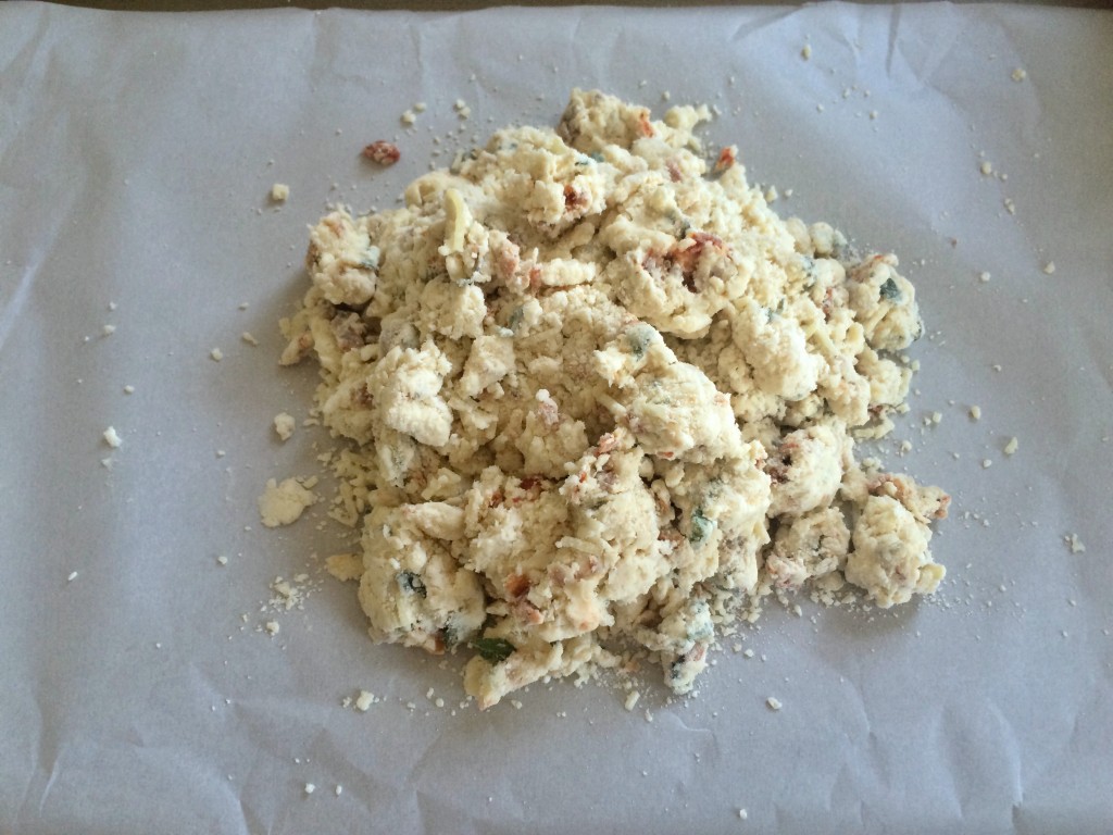 Tomato Basil Scones-3