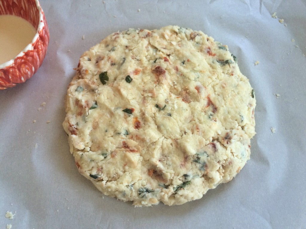 Tomato Basil Scones-4